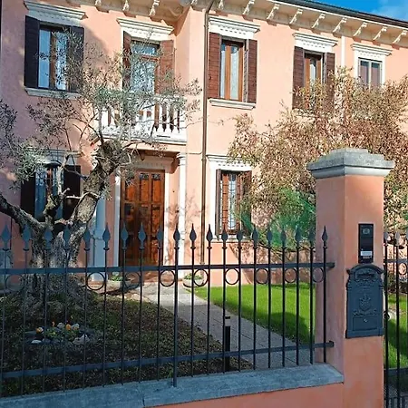 فيلة Casa Argia *